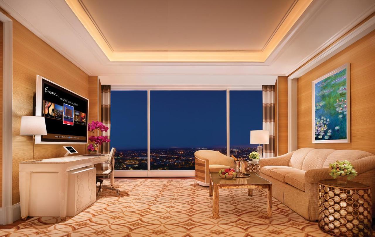 منتجع إنكور بوسطن هاربور Everett المظهر الخارجي الصورة A living room in a Sky Villa