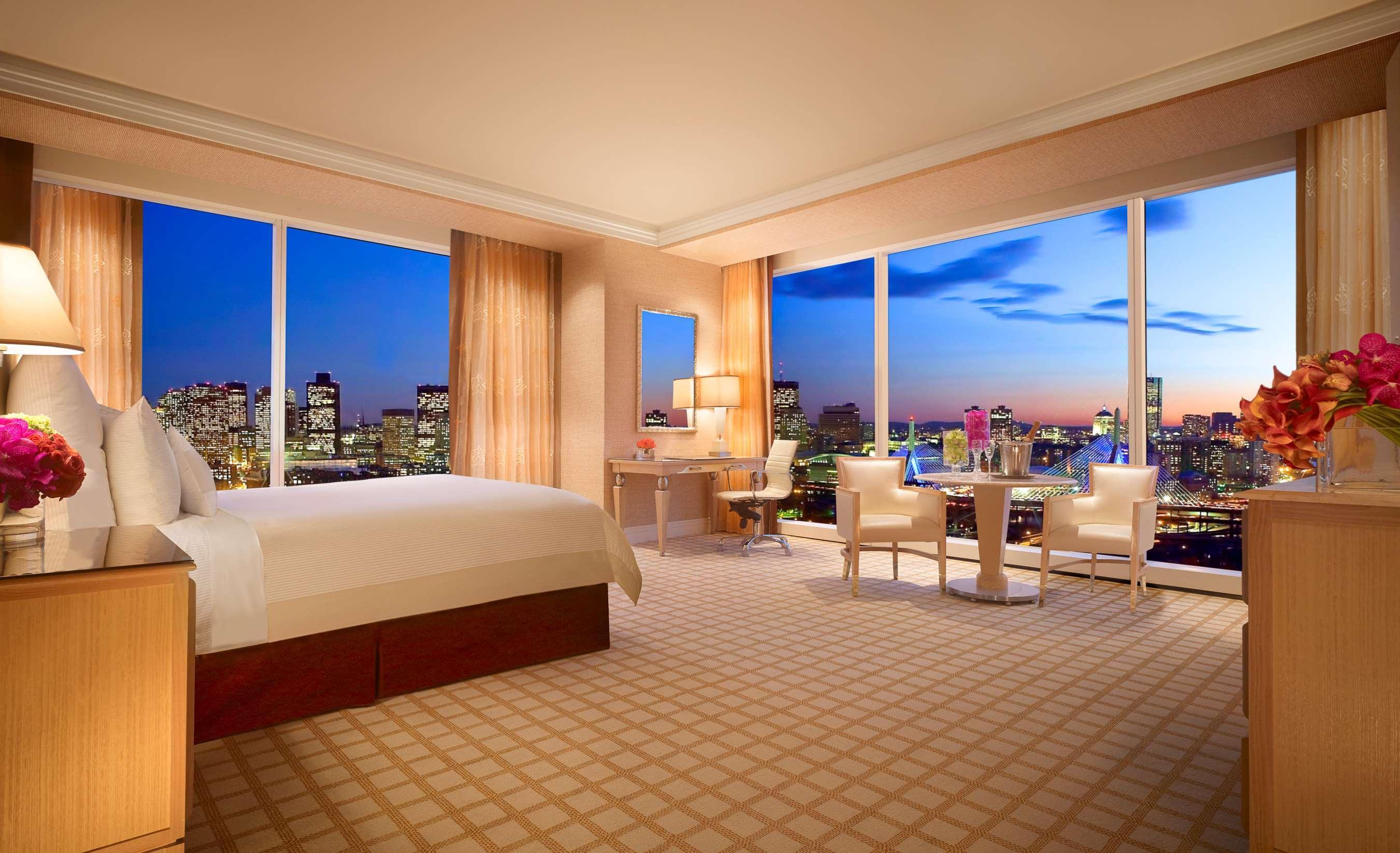 منتجع إنكور بوسطن هاربور Everett المظهر الخارجي الصورة A guest room at the Mandarin Oriental, New York